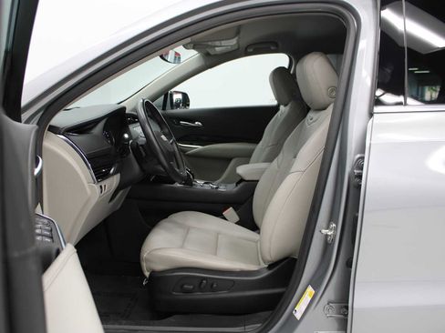 Used 2023 Cadillac XT4 Premium Luxury AWD/4WD image 7