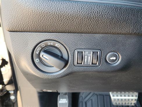 Used 2023 Dodge Challenger R/T w/ Blacktop Package image 22