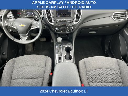 Used 2024 Chevrolet Equinox LT AWD/4WD image 2