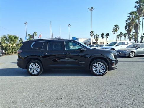 Used 2024 GMC Acadia Elevation w/ Luxury Package image 9