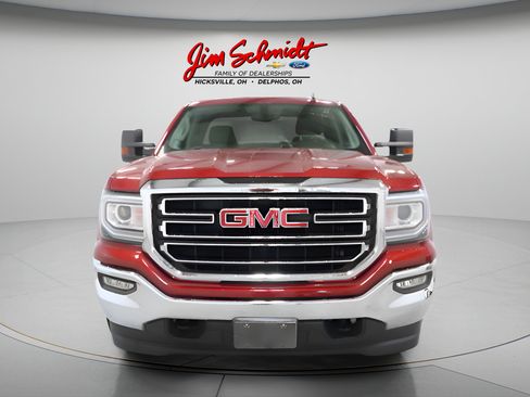 Used 2018 GMC Sierra 1500 SLE w/ SLE Value Package AWD/4WD image 3