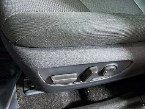 Certified 2025 Toyota RAV4 XLE image 18