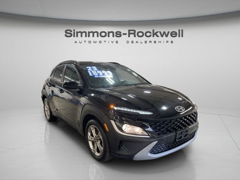 Used 2023 Hyundai Kona SEL w/ Cargo Package image 3