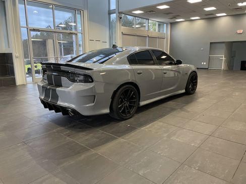 Used 2022 Dodge Charger Scat Pack w/ Daytona Edition Group image 10