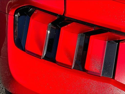 Used 2024 Ford Mustang Premium image 21