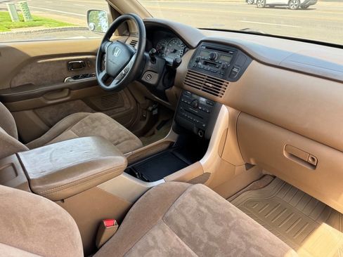Used 2005 Honda Pilot EX image 11