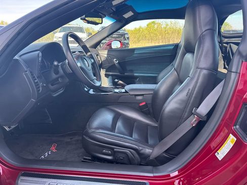 Used 2008 Chevrolet Corvette Coupe w/ Preferred Equipment Group RWD image 24
