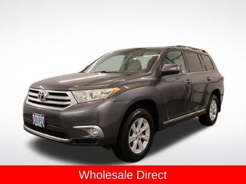 Used 2012 Toyota Highlander 4WD w/ Tech Pkg image 5