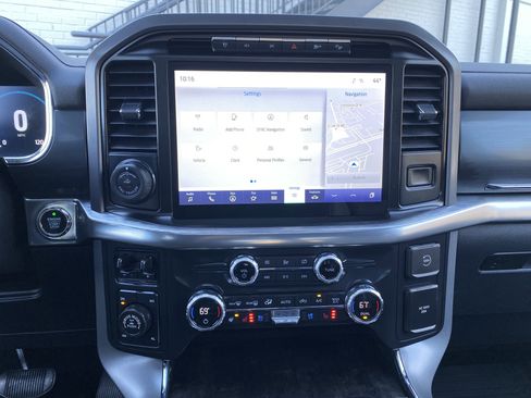 Used 2021 Ford F150 Lariat w/ Equipment Group 502A High image 25