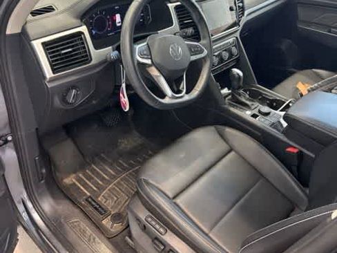 Used 2023 Volkswagen Atlas SEL AWD/4WD image 11