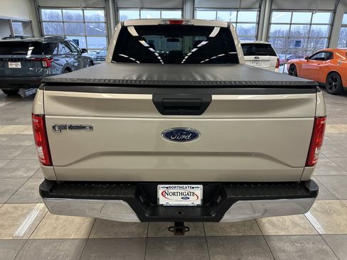 Used 2017 Ford F150 XLT image 13