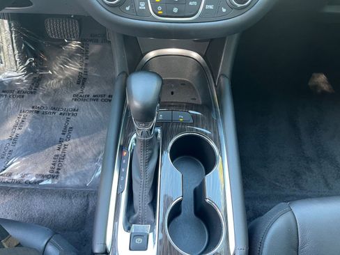 Used 2024 Chevrolet Malibu LT image 41