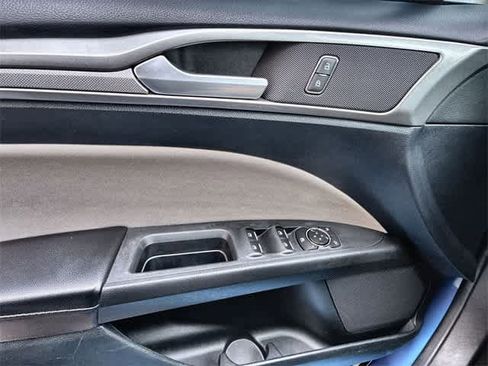 Used 2020 Ford Fusion S image 37