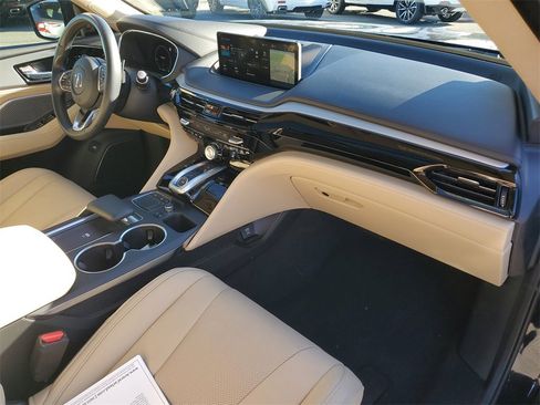 Certified 2023 Acura MDX FWD w/ Technology Package image 4