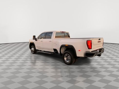 Used 2024 GMC Sierra 3500 SLT w/ SLT Premium Package image 5