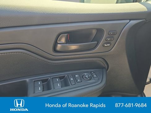 New 2026 Honda Odyssey EX-L image 11