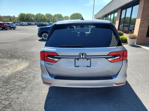 Used 2023 Honda Odyssey EX-L image 6