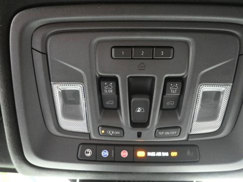 Used 2023 GMC Sierra 1500 AT4X image 19