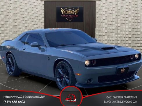 Used 2019 Dodge Challenger R/T Scat Pack image 2
