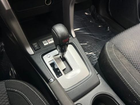 Used 2017 Subaru Forester 2.5i Premium image 29