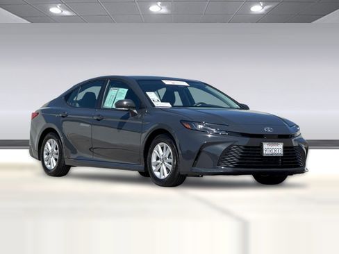 Certified 2025 Toyota Camry LE w/ Convenience Package FWD image 6