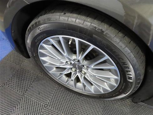 Used 2023 Genesis G80 2.5T image 6