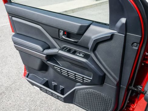 New 2026 Toyota 4Runner SR5 AWD/4WD image 26