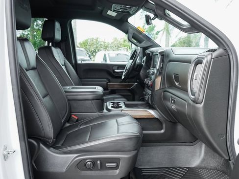 Used 2022 Chevrolet Silverado 2500 High Country w/ Z71 Off-Road Package image 44