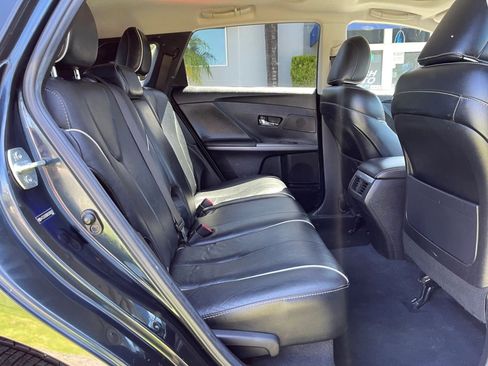 Used 2014 Toyota Venza XLE w/ XLE Premium Package FWD image 26