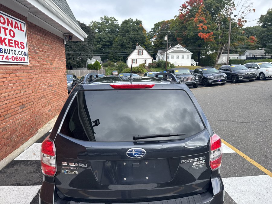 Used 2015 Subaru Forester 2.5i Premium w/ All-Weather Package AWD/4WD image 9