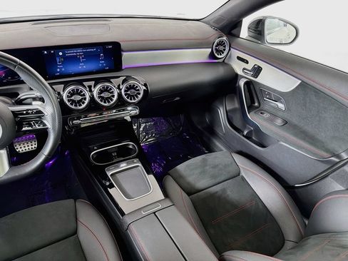 Used 2024 Mercedes-Benz CLA 250 4MATIC w/ AMG Night Package image 23