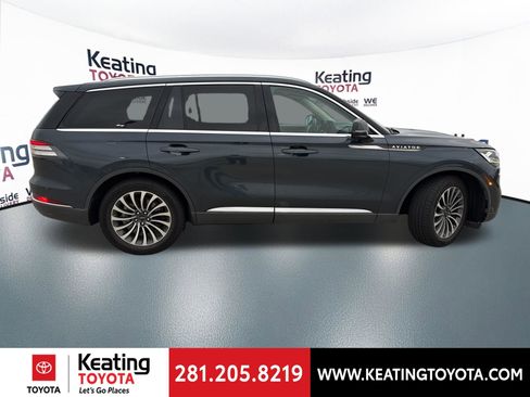 Used 2022 Lincoln Aviator Reserve w/ Elements Package Plus image 8