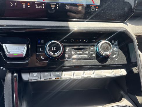 Used 2026 GMC Sierra 2500 AT4 AWD/4WD image 21