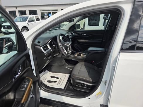 Used 2023 Ford Escape Platinum AWD/4WD image 11