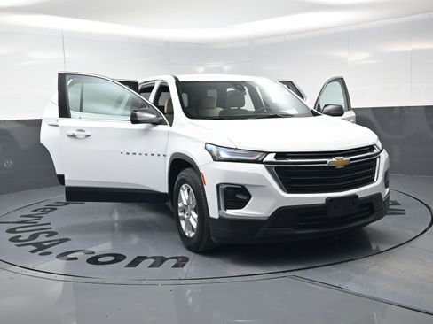Certified 2023 Chevrolet Traverse LS image 22