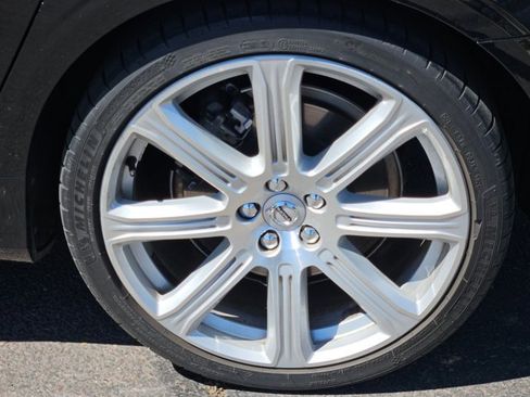 Used 2018 Volvo S90 T6 Inscription w/ Convenience Package image 15