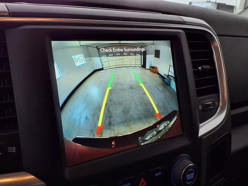 Used 2023 RAM 1500 Classic SLT w/ Trailer & Traction Group AWD/4WD image 4