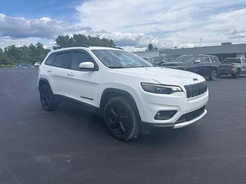 Used 2020 Jeep Cherokee Latitude w/ Cold Weather Group AWD/4WD image 4