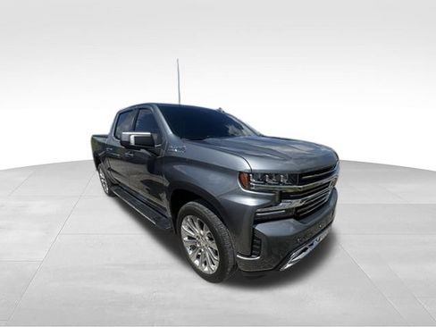 Used 2020 Chevrolet Silverado 1500 High Country w/ Technology Package AWD/4WD image 36