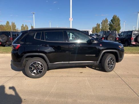 New 2026 Jeep Compass Trailhawk w/ Sun, Sound & Navigation Group image 5