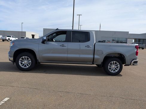 New 2026 Chevrolet Silverado 1500 LT image 2