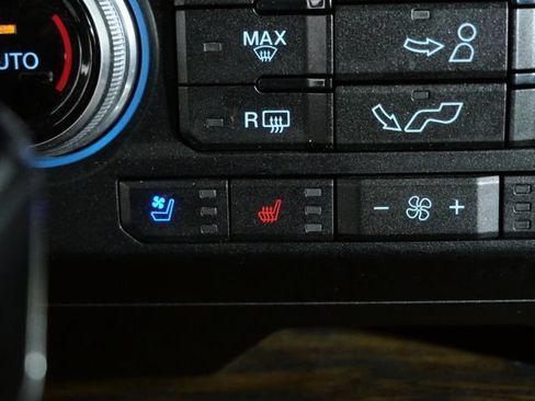 Certified 2019 Ford F150 Lariat w/ Equipment Group 502A Luxury AWD/4WD image 25