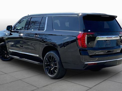 Used 2023 GMC Yukon XL SLT w/ SLT Premium Package AWD/4WD image 11