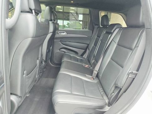 Used 2021 Jeep Grand Cherokee Limited AWD/4WD image 17