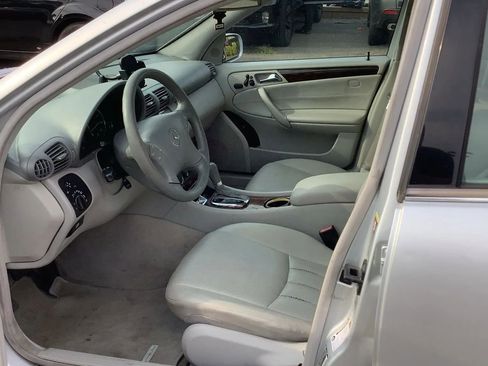 Used 2007 Mercedes-Benz C 280 4MATIC Sedan image 10