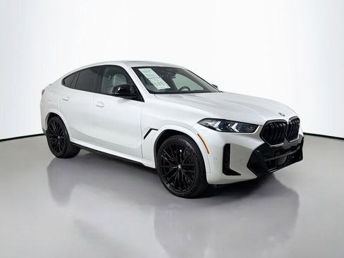 Used 2024 BMW X6 M60i AWD/4WD image 3