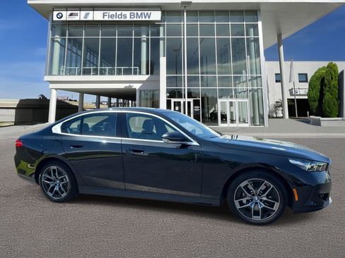 Used 2026 BMW 530i RWD image 1