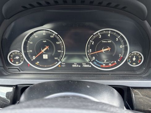 Used 2015 BMW 750i image 42