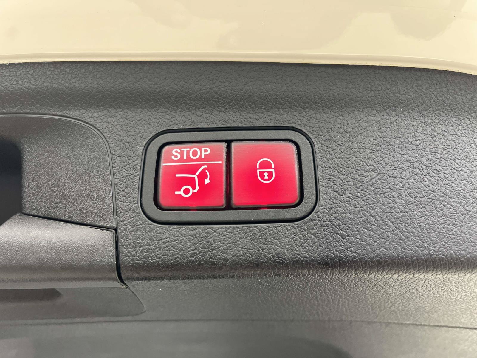 Certified 2022 Mercedes-Benz GLE 350 4MATIC image 12