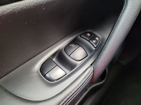 Used 2015 Nissan Rogue SL w/ SL Premium Package FWD image 27